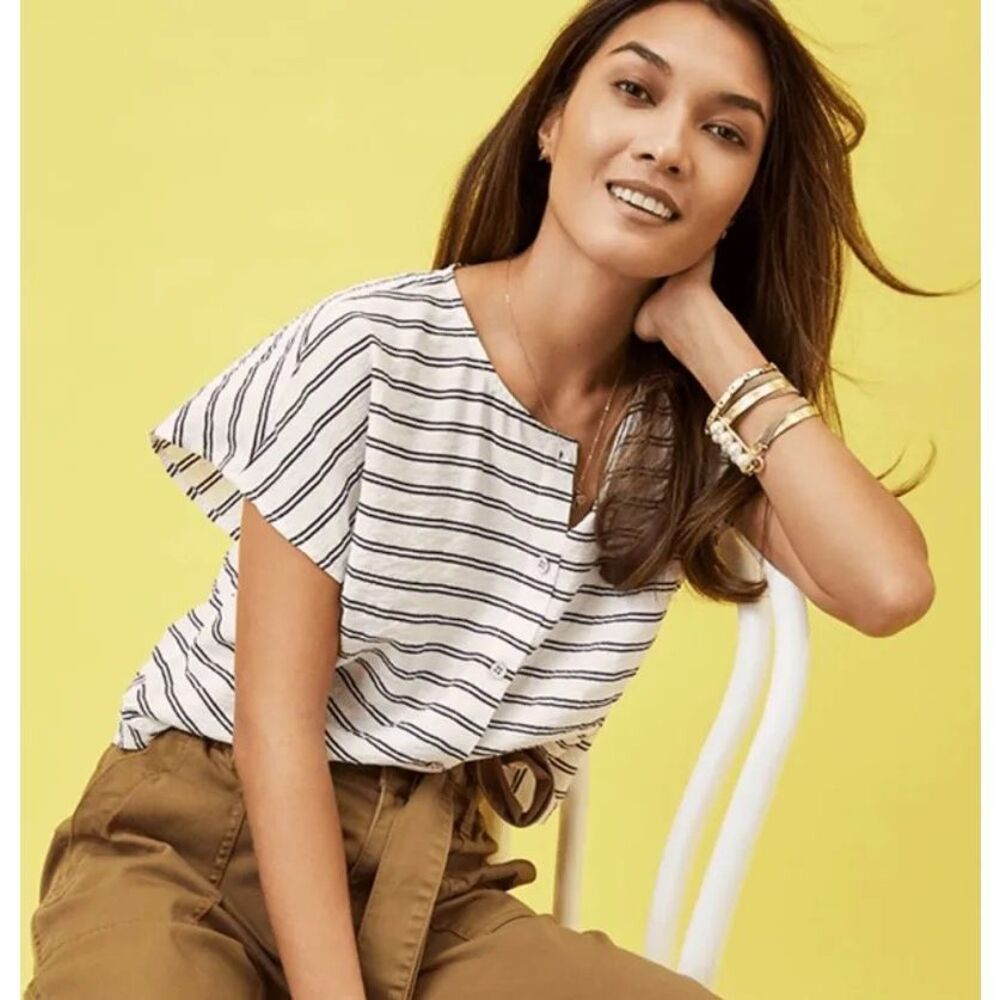 Cabi Sail Away Striped Blouse Small #5788 White Black Button Front‎ Lightweight